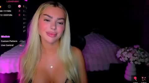  Ayla Demir  online show from June 18, 8:13 pm