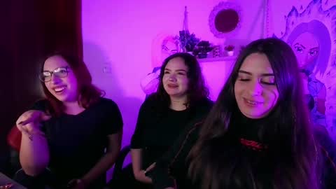 Snapshot of ayla_ny chatting on April 20, 4:15 am nany online show from April 20, 4:15 am