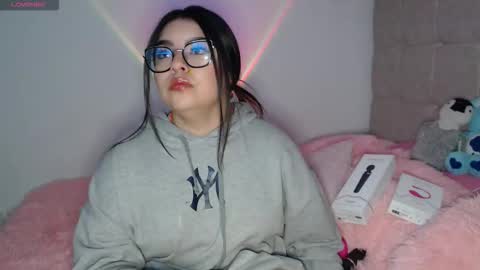 Snapshot of ayleen_honey chatting on October 30, 2:13 am Ayleen online show from October 30, 2:13 am