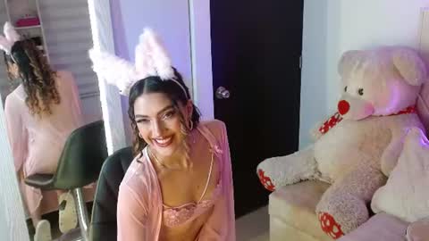 AYLEEN    online show from July 19, 2:37 am