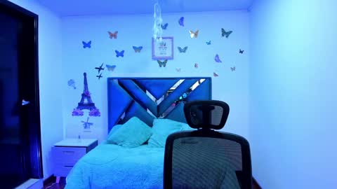 Aylin online show from December 28, 9:19 pm