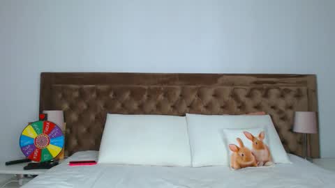 Aylin online show from September 15, 1:05 am