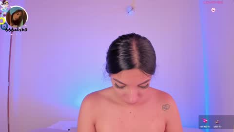 Snapshot of aylinnzambrano_ chatting on January 17, 3:11 pm Aylin online show from January 17, 3:11 pm