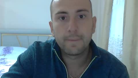 Snapshot of aymax95 chatting on November 8, 10:37 am AYBOY online show from November 8, 10:37 am