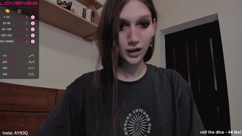 AYNEK        fansly  online show from January 6, 11:40 am