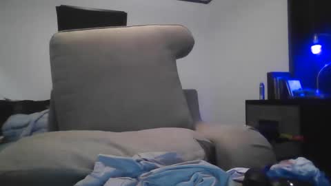 Snapshot of ayr129 chatting on October 4, 3:26 am ayr129 online show from October 4, 3:26 am
