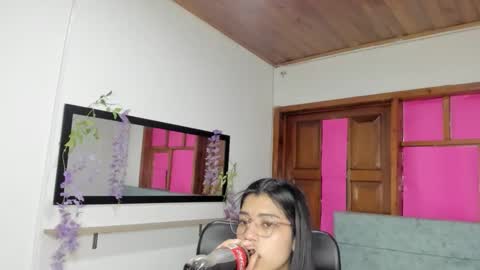 Snapshot of aysha_winxs chatting on May 8, 3:34 am Aysha online show from May 8, 3:34 am