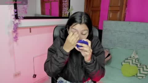 Snapshot of aysha_winxs chatting on June 5, 4:08 am Aysha online show from June 5, 4:08 am
