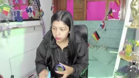 Snapshot of aysha_winxs chatting on June 19, 3:22 am Aysha online show from June 19, 3:22 am