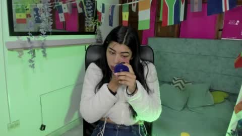 Snapshot of aysha_winxs chatting on June 25, 3:28 am Aysha online show from June 25, 3:28 am