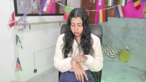 Snapshot of aysha_winxs chatting on July 3, 3:35 am Aysha online show from July 3, 3:35 am