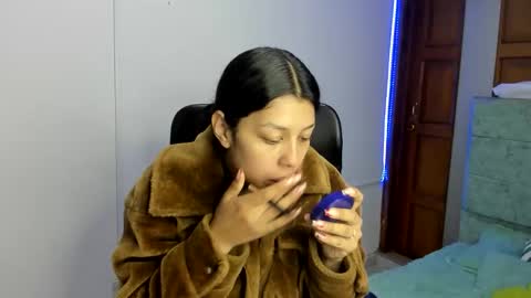 aysha_winxx online show from November 26, 3:07 am