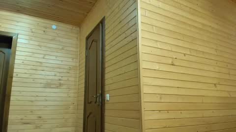 Snapshot of ayshekisskitty chatting on January 7, 8:10 pm ViktoranMary online show from January 7, 8:10 pm