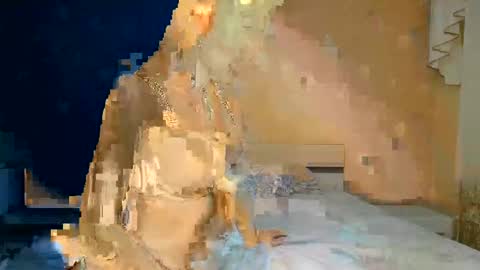 Snapshot of ayshekisskitty chatting on February 6, 4:03 pm ViktoranMary online show from February 6, 4:03 pm