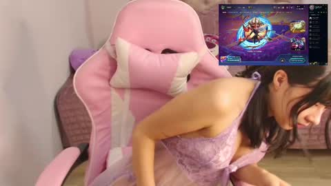   online show from October 28, 5:15 pm