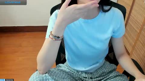 Snapshot of ayumianzu chatting on June 22, 1:19 pm anzu online show from June 22, 1:19 pm