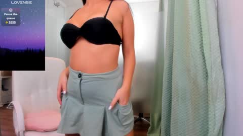 Snapshot of ayumilove chatting on December 18, 1:23 pm Ayumi online show from December 18, 1:23 pm