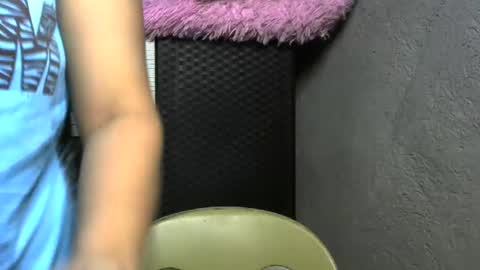 I am Zai online show from December 6, 3:44 pm