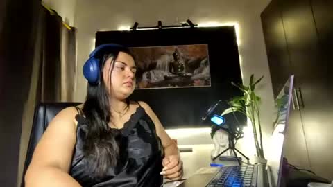 Goddess Azara online show from June 13, 3:43 pm
