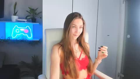 Snapshot of azeliaclark chatting on March 7, 10:56 am Sofia online show from March 7, 10:56 am