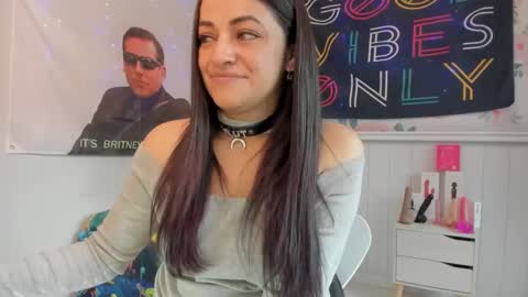 Azucena R online show from October 9, 3:32 pm