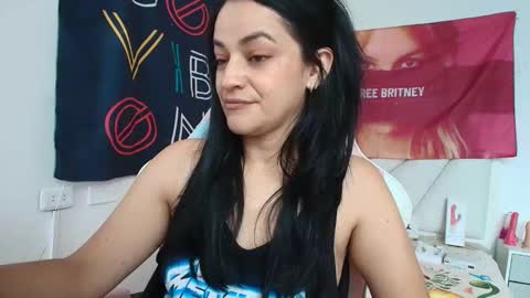 Azucena R online show from April 28, 3:50 pm