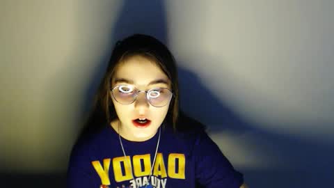 azumi_chan_ online show from November 27, 5:42 am