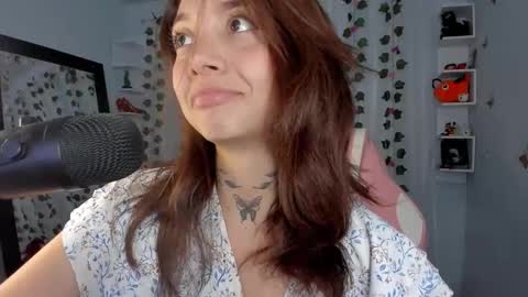 azumi saan online show from November 12, 2:56 am