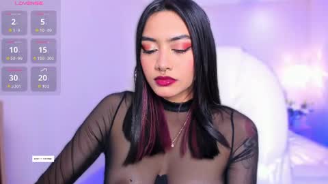 Azura online show from June 10, 7:13 pm