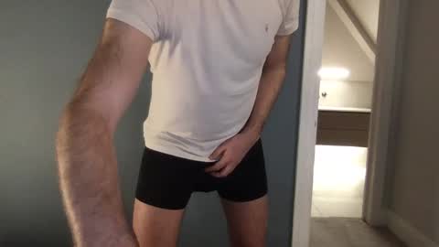 b1gd0ng1111 online show from February 7, 8:12 pm