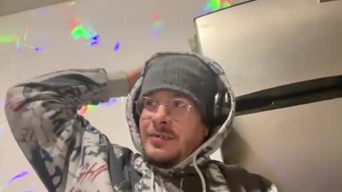 Snapshot of b1gd1k290013 chatting on December 18, 1:44 am b1gd1k290013 online show from December 18, 1:44 am