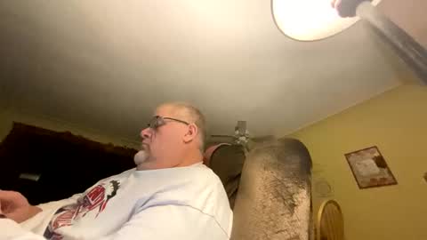 Snapshot of b1gh0rnyguy chatting on November 3, 11:48 pm Cory online show from November 3, 11:48 pm