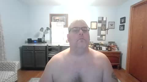 Snapshot of b1gh0rnyguy chatting on November 6, 11:22 am Cory online show from November 6, 11:22 am