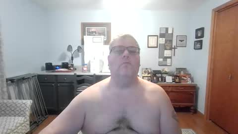 Snapshot of b1gh0rnyguy chatting on December 5, 1:20 pm Cory online show from December 5, 1:20 pm