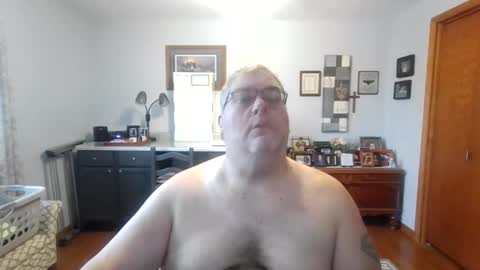 Snapshot of b1gh0rnyguy chatting on February 5, 2:22 pm Cory online show from February 5, 2:22 pm