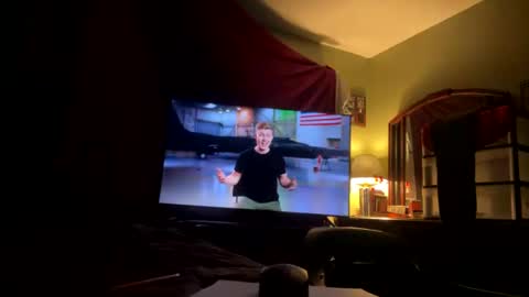 Snapshot of b_johnson530 chatting on November 14, 5:06 am b_johnson530 online show from November 14, 5:06 am