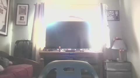 Snapshot of b_johnson530 chatting on December 2, 5:19 pm b_johnson530 online show from December 2, 5:19 pm