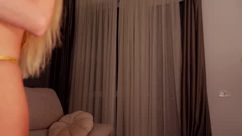 Alessia online show from October 6, 8:06 pm