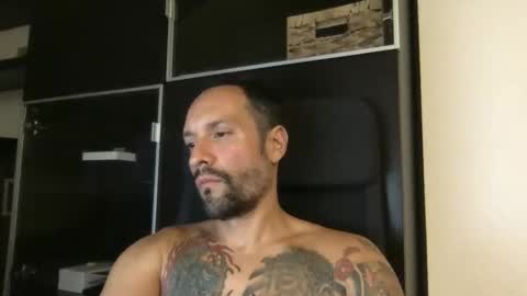 Snapshot of babakeror chatting on October 8, 11:02 pm BKR online show from October 8, 11:02 pm