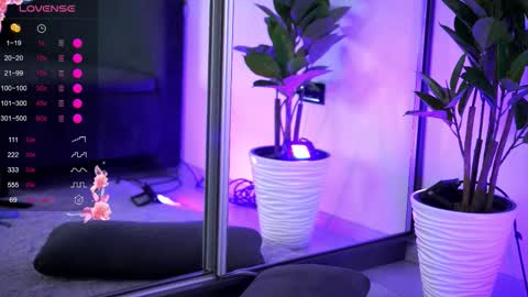 Inna online show from February 24, 6:39 pm