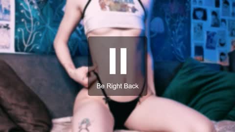 babe_moister online show from December 4, 6:12 am