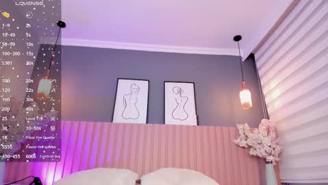 Snapshot of babe_sophiee chatting on October 15, 3:17 am babe_sophiee online show from October 15, 3:17 am