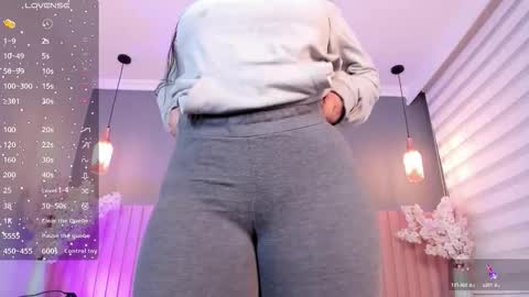 Snapshot of babe_sophiee chatting on October 16, 3:40 am babe_sophiee online show from October 16, 3:40 am
