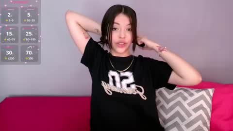 Queen B online show from July 28, 3:35 am