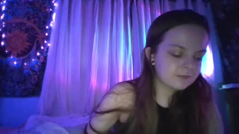 Snapshot of babegods chatting on July 6, 8:44 pm babegods online show from July 6, 8:44 pm