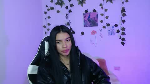 Snapshot of babenik_666 chatting on October 30, 8:49 am babenik_666 online show from October 30, 8:49 am