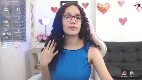 Snapshot of baby_blue18_ chatting on December 19, 7:51 pm salome online show from December 19, 7:51 pm