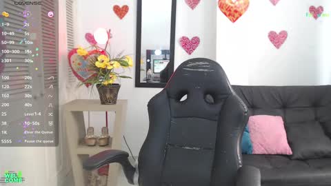 Snapshot of baby_blue18_ chatting on February 22, 6:08 pm salome online show from February 22, 6:08 pm