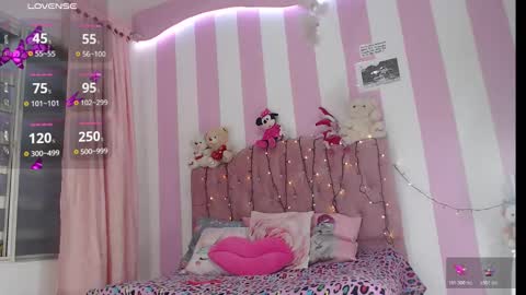 Snapshot of baby_candy22 chatting on November 28, 11:02 am zaleya online show from November 28, 11:02 am