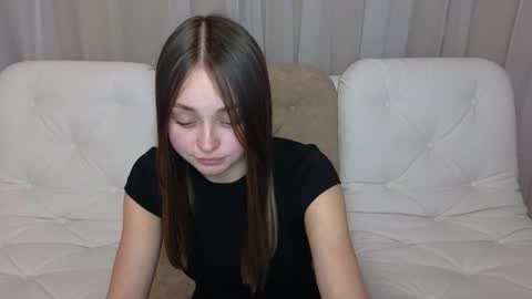 Snapshot of baby_emmaa chatting on February 27, 8:31 pm Baby emmaa online show from February 27, 8:31 pm